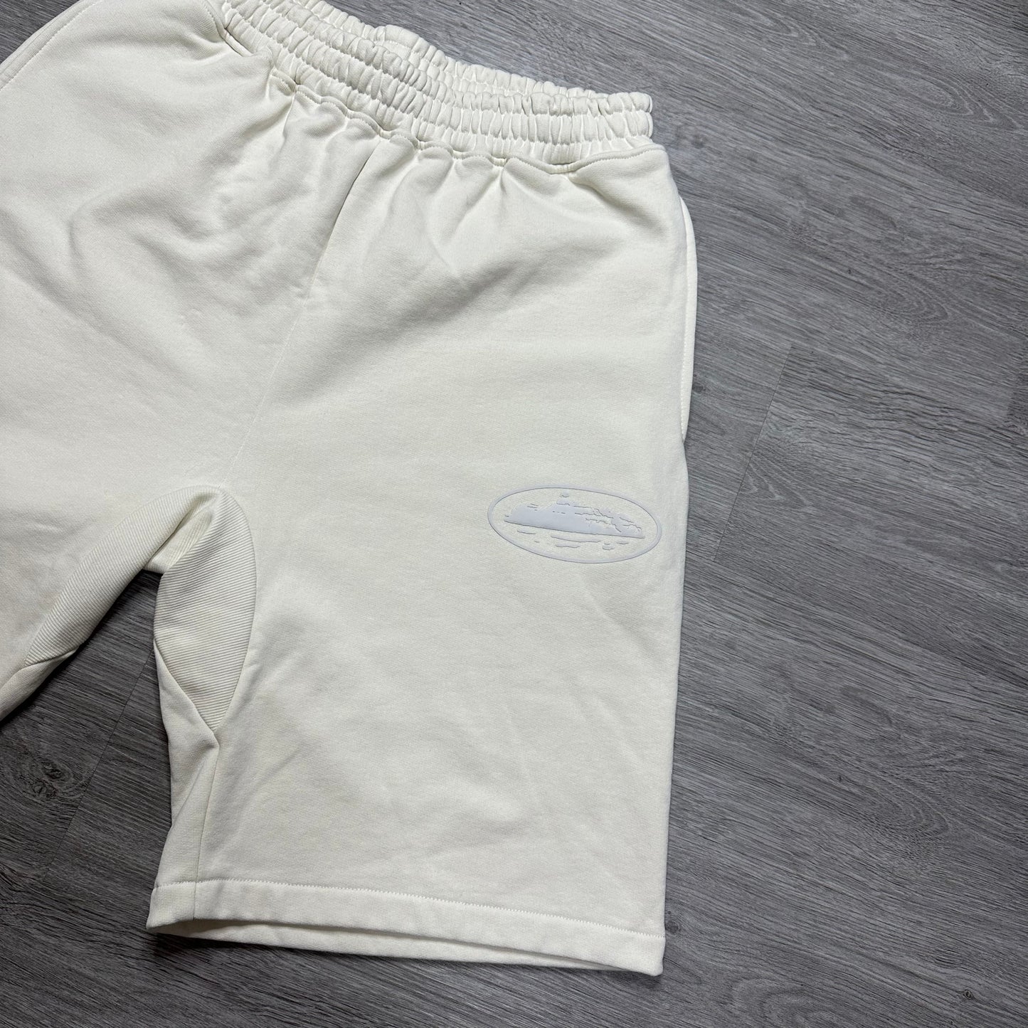 Corteiz Island Puff Print Sweatshort