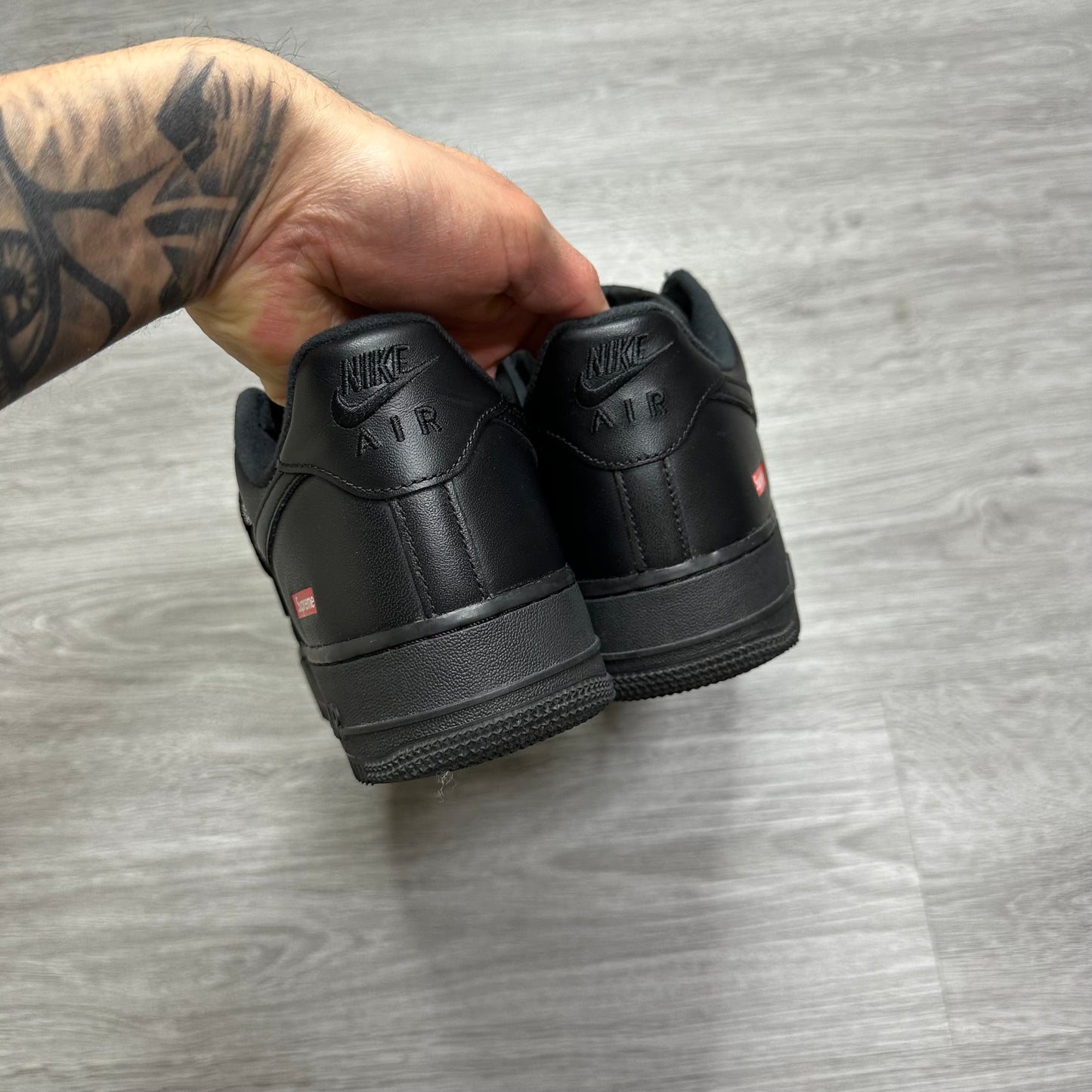 Nike Air Force 1 Low Supreme Black