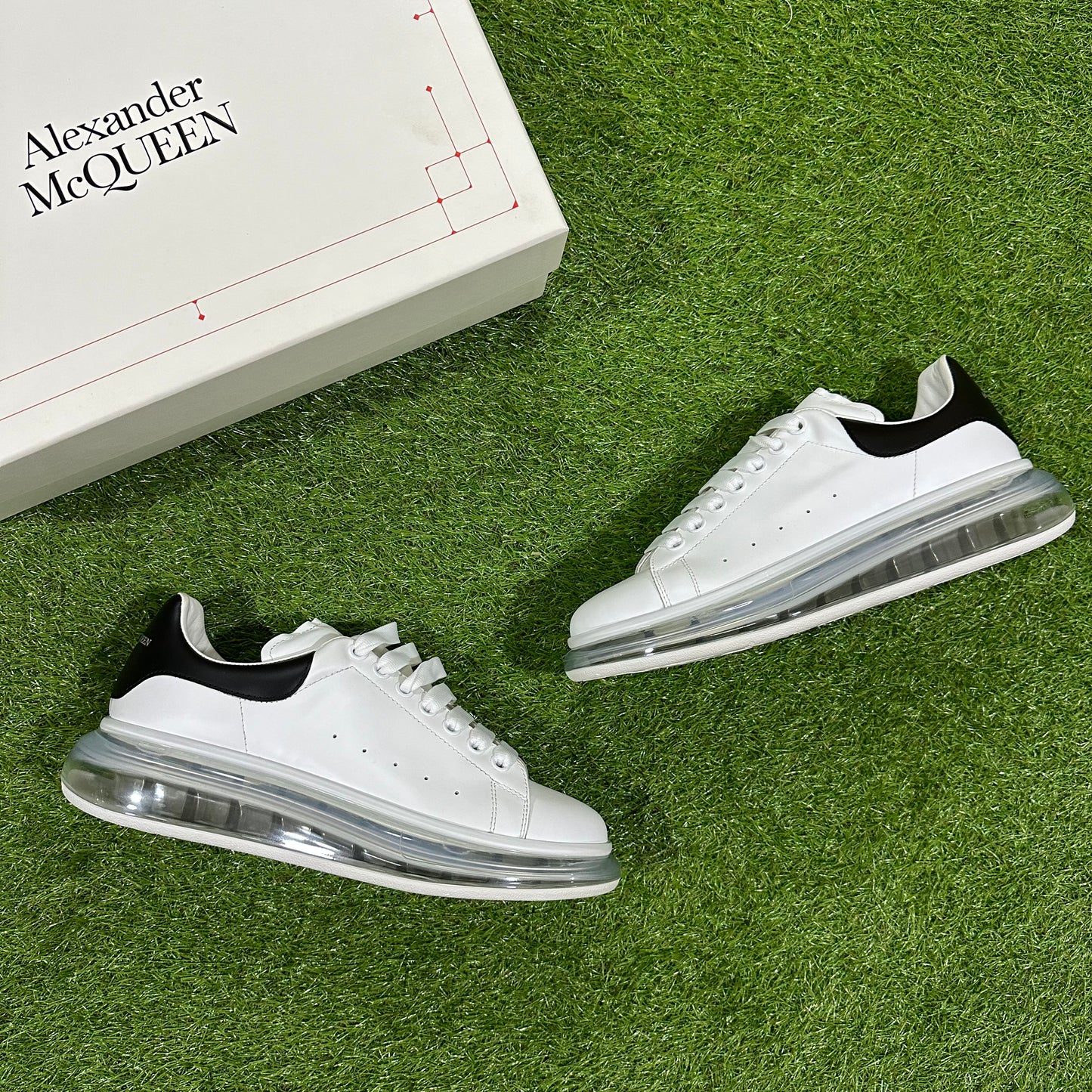 Alexander McQueen Oversized Clear Sole Black