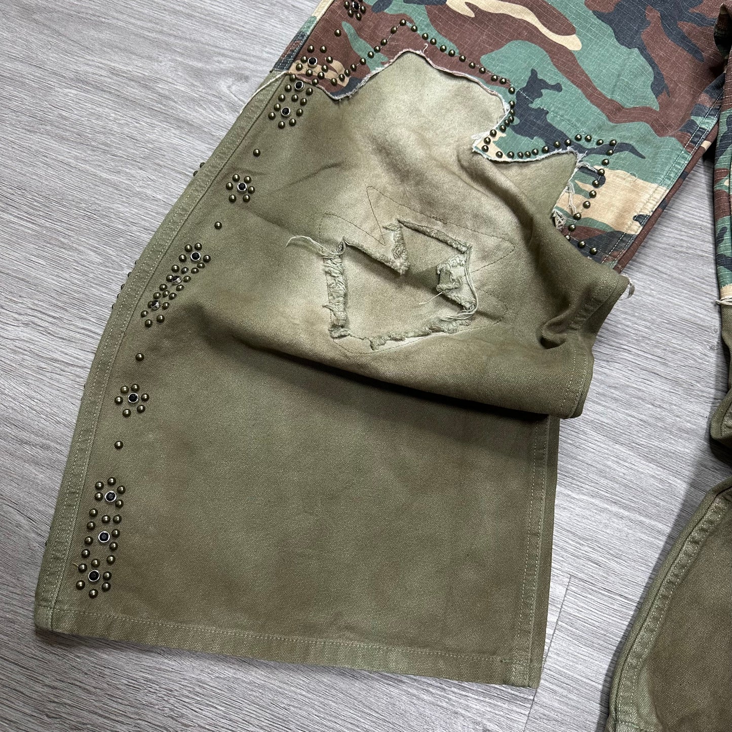 Vale Forever Armor Kamo Pants