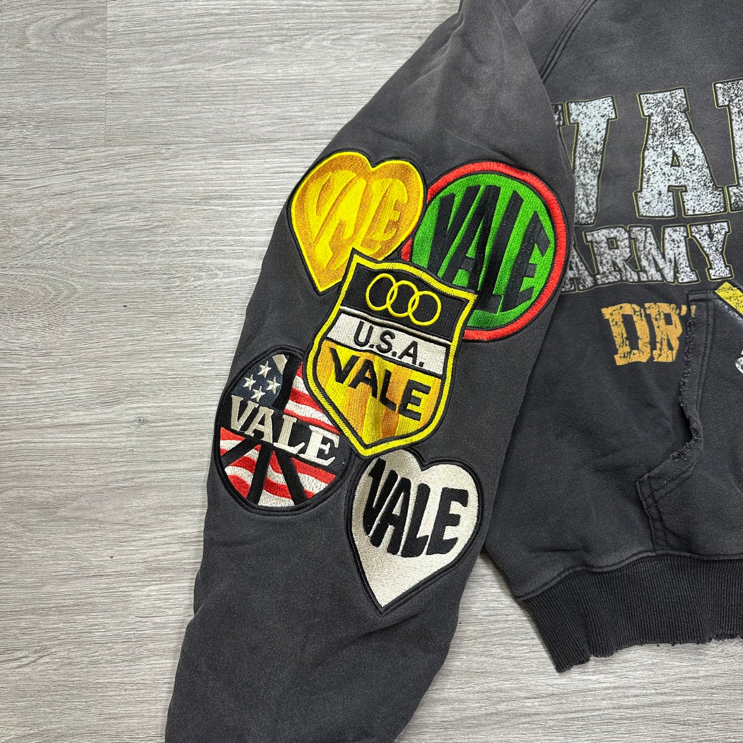 Vale Forever Army Zip Up Black