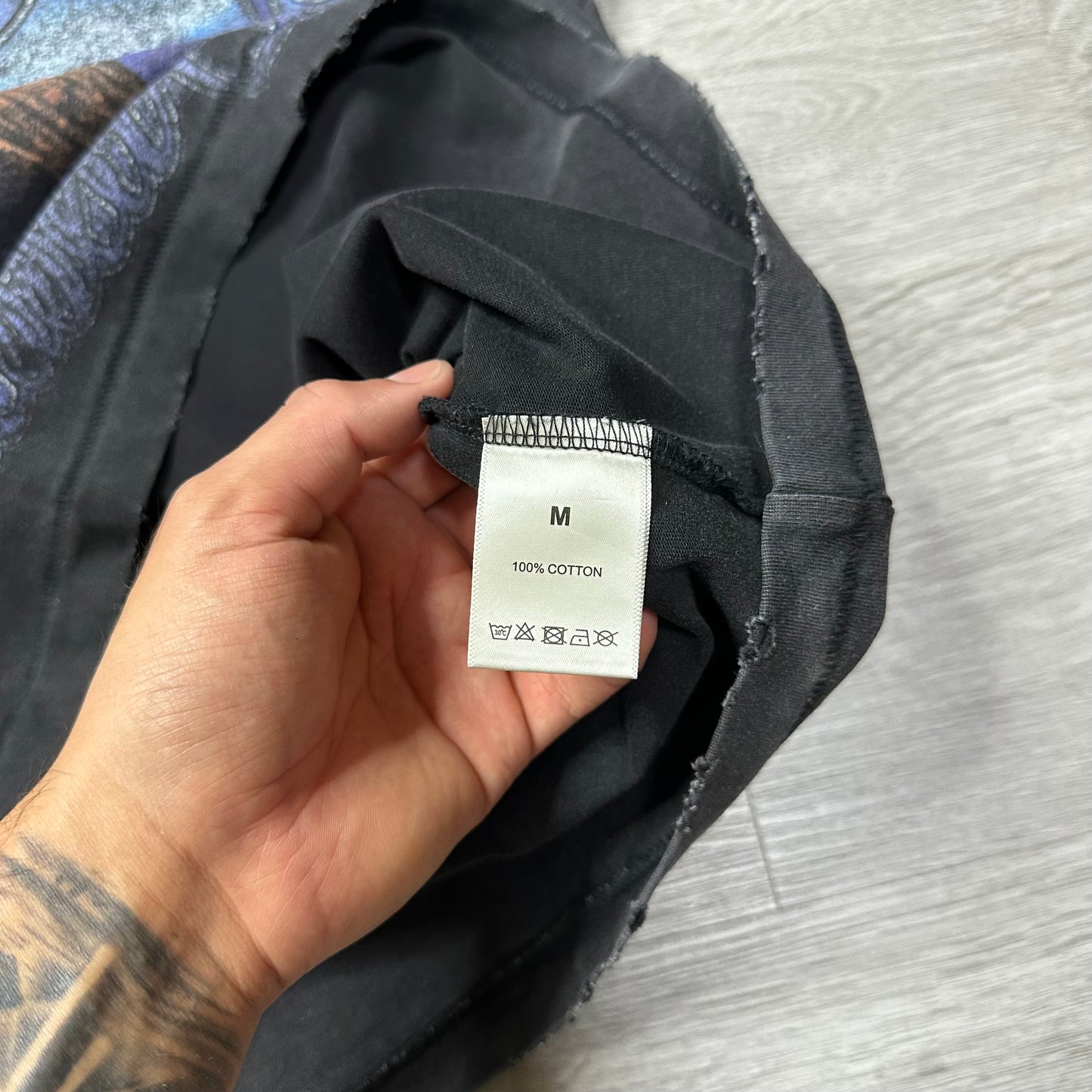 Vale Forever Crosses Tee