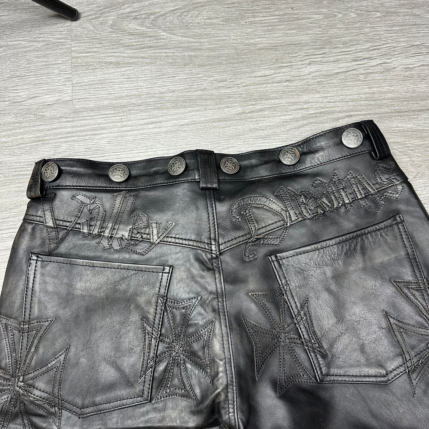 Vale Forever Leather Carpenter Croxxx