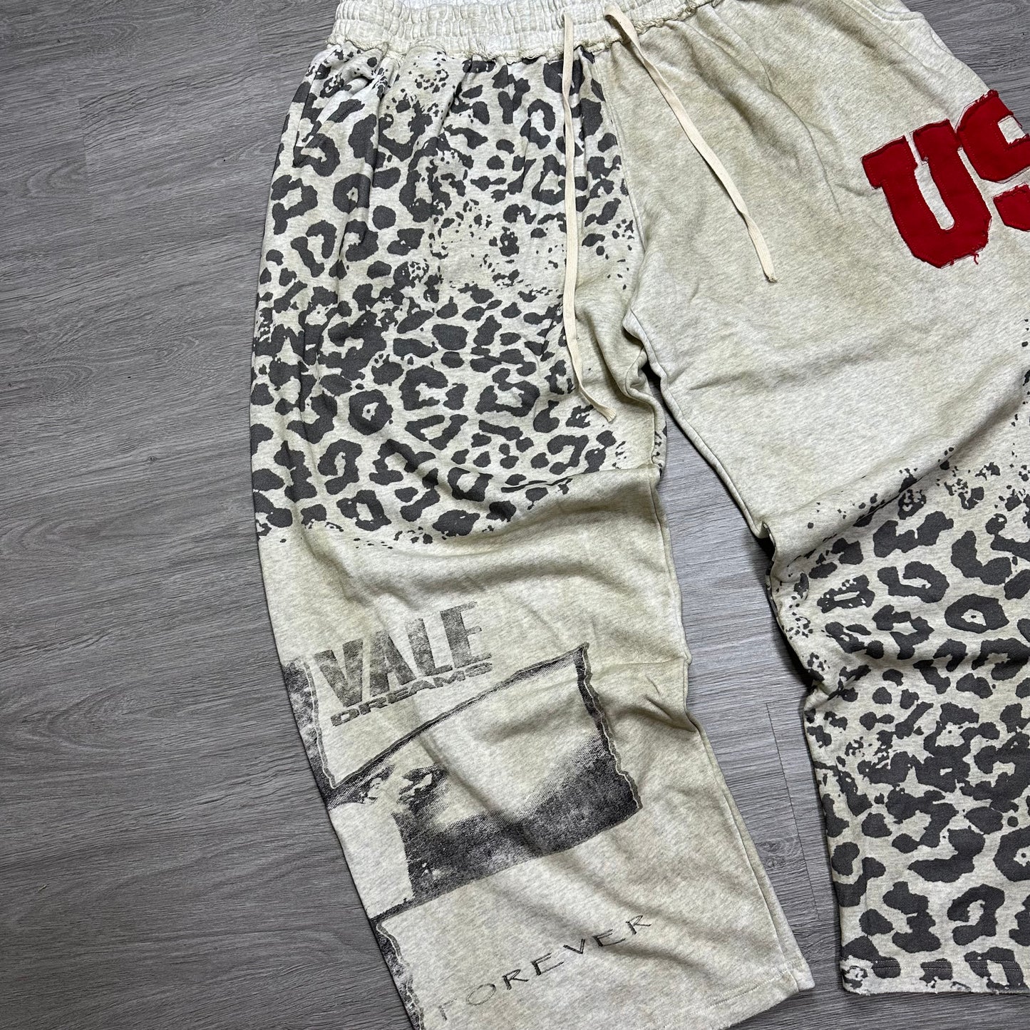 Vale Forever Cheetah Sweatpants