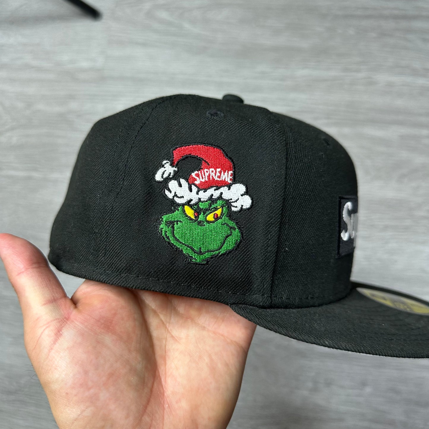 Supreme Grinch Box Logo New Era 59Fifty Fitted Cap