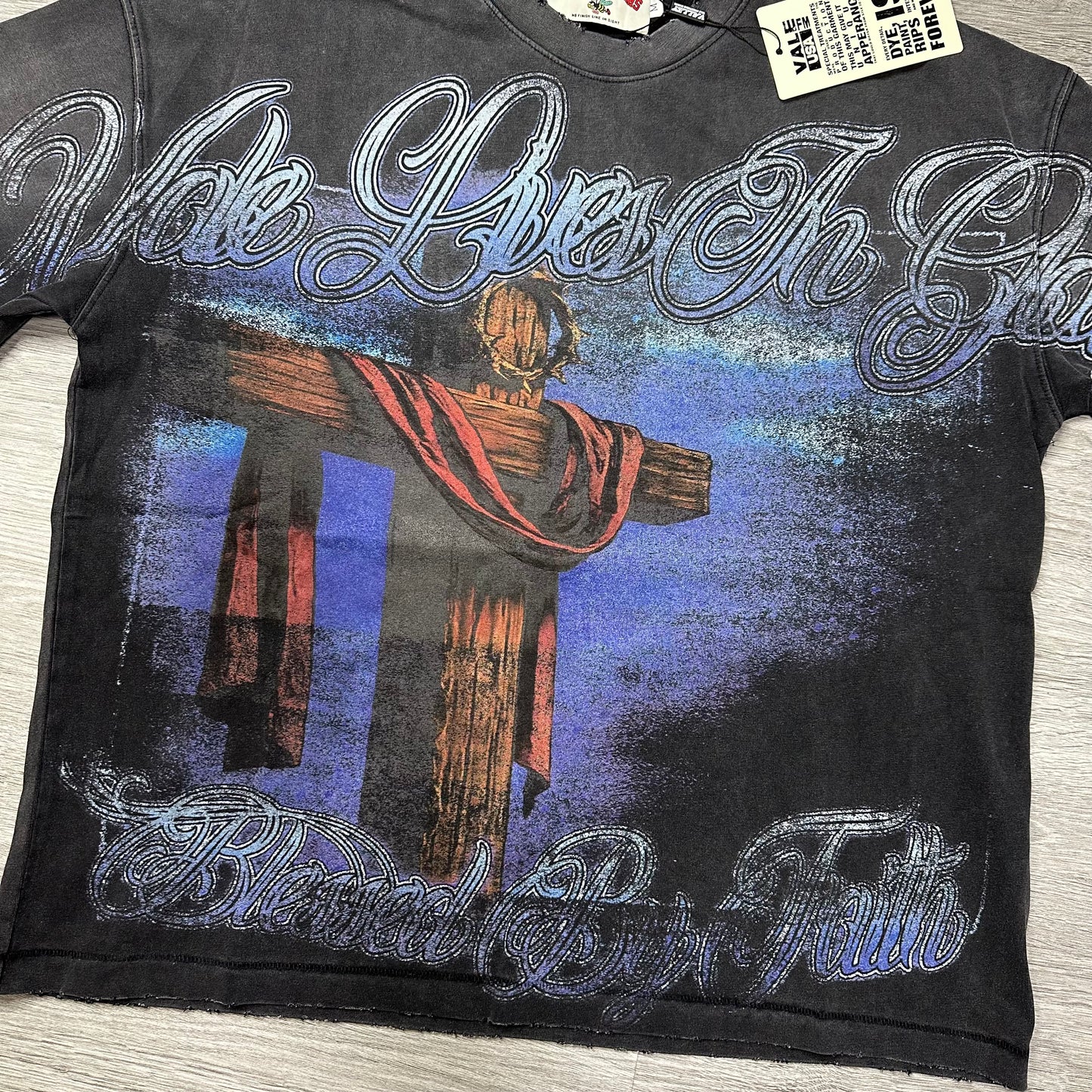 Vale Forever Crosses Tee