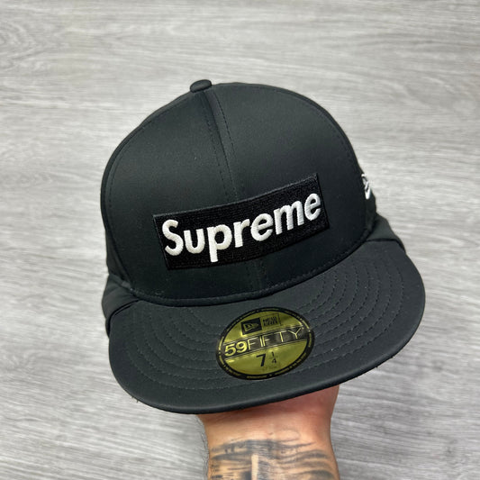 Supreme WINDSTOPPER Earflap Box Logo New Era