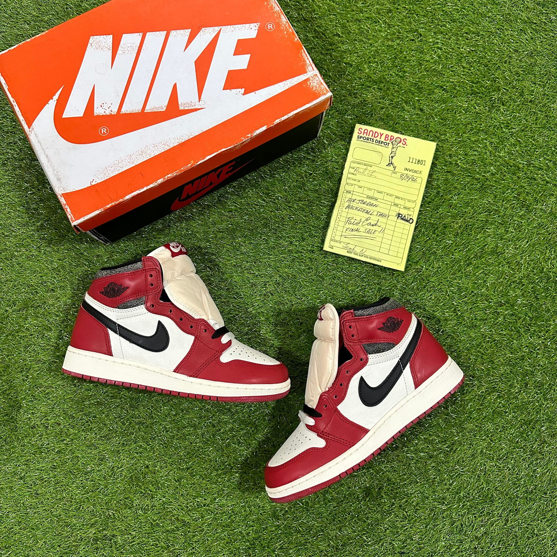 Jordan Retro High OG Chicago Lost and Found (GS) – Roosters