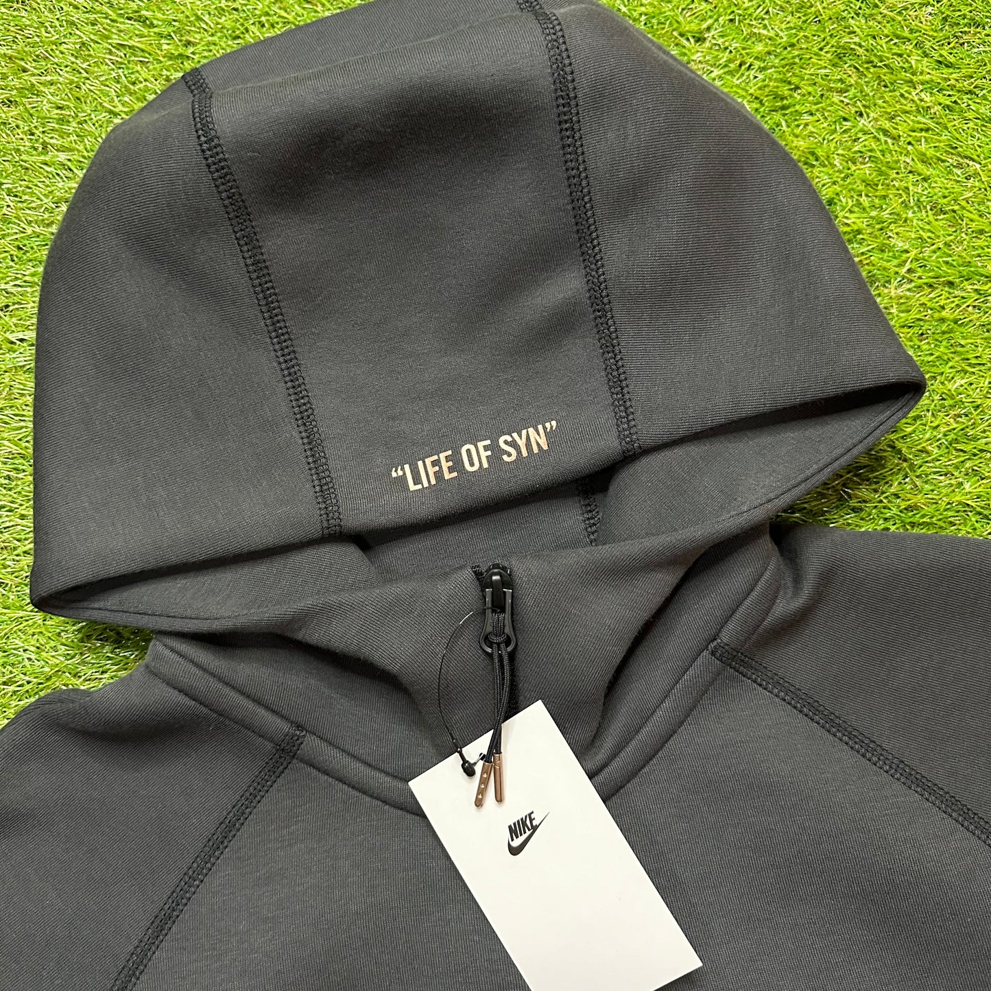 Nike Syna Tech Fleece Central Cee Black Gold
